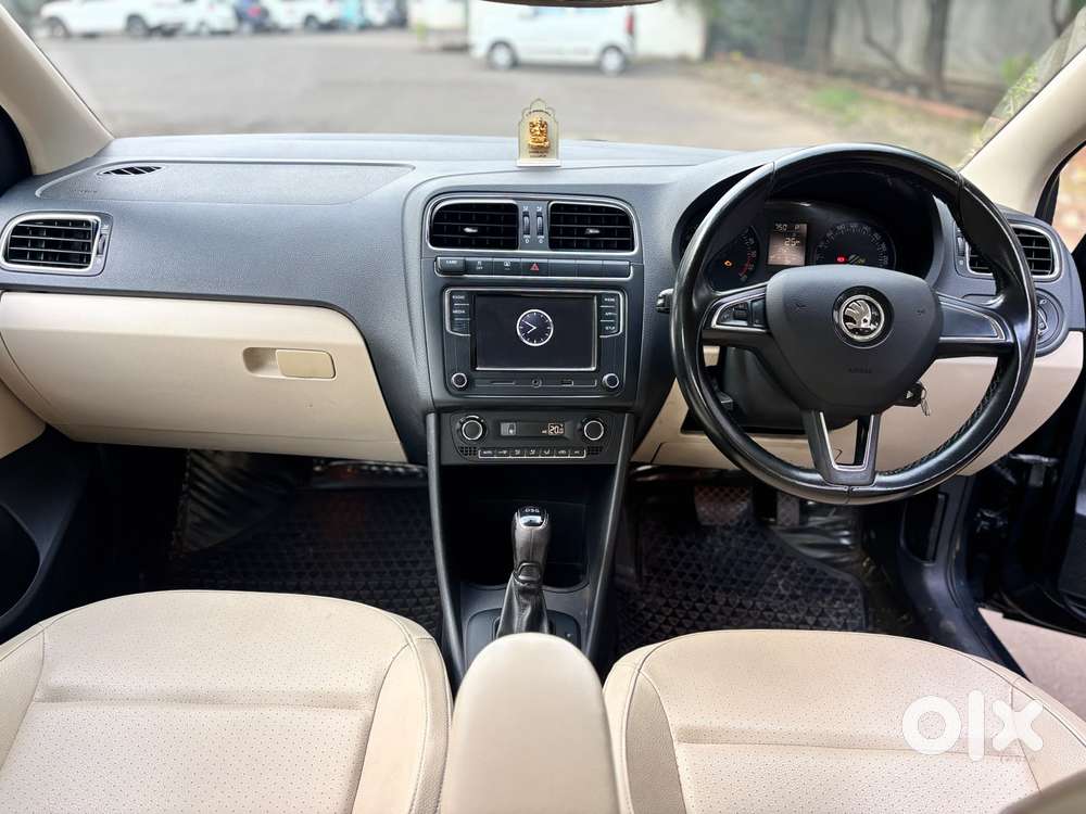 Skoda Rapid 1.5 Tdi Style/1.5 At Style, 2017, Diesel