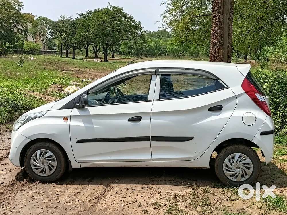 Hyundai Eon 2017 Petrol Well Maintained