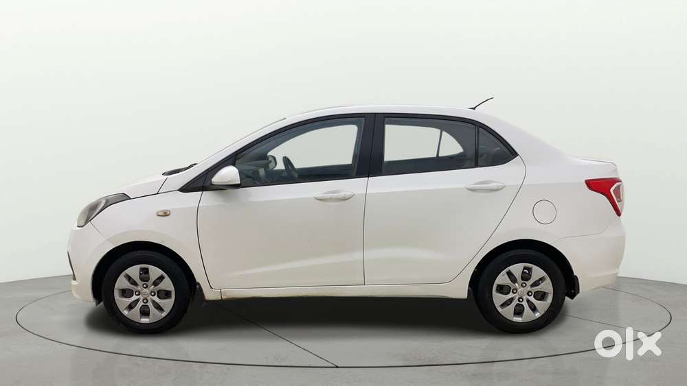Hyundai Xcent Base 1.2, 2015, Cng & Hybrids