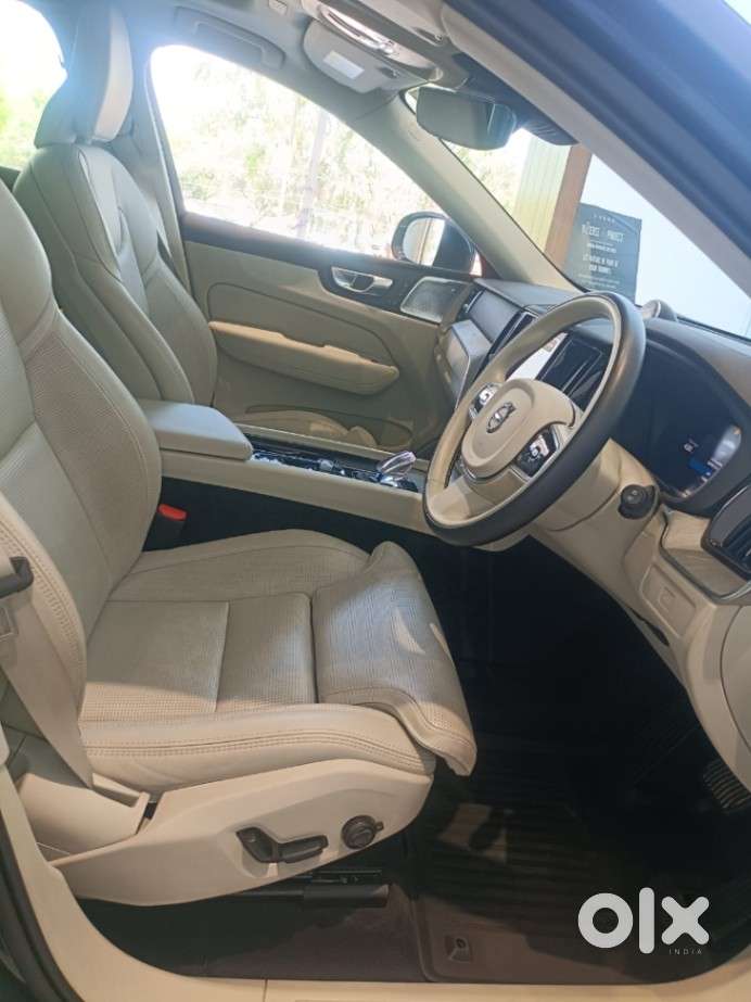 Volvo Xc60 2.0 B5 Ultimate, 2025, Petrol
