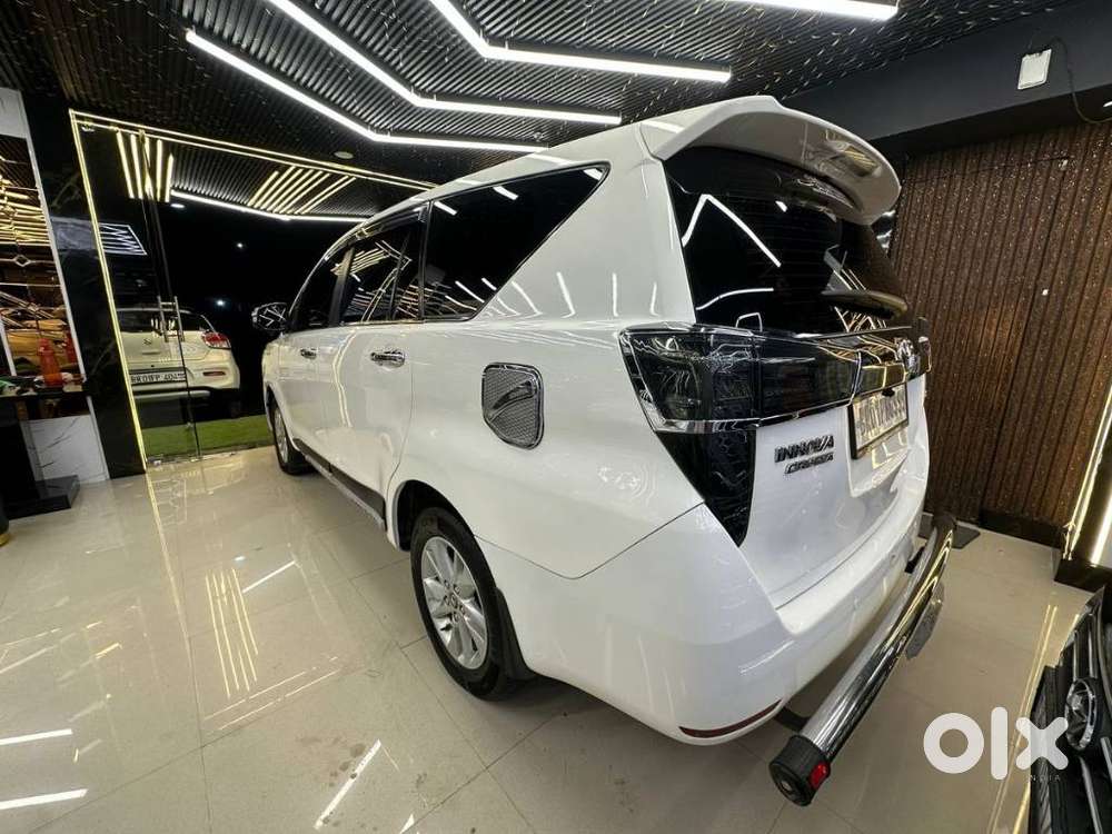 Toyota Innova Crysta 2.4 G Mt, 2016, Diesel
