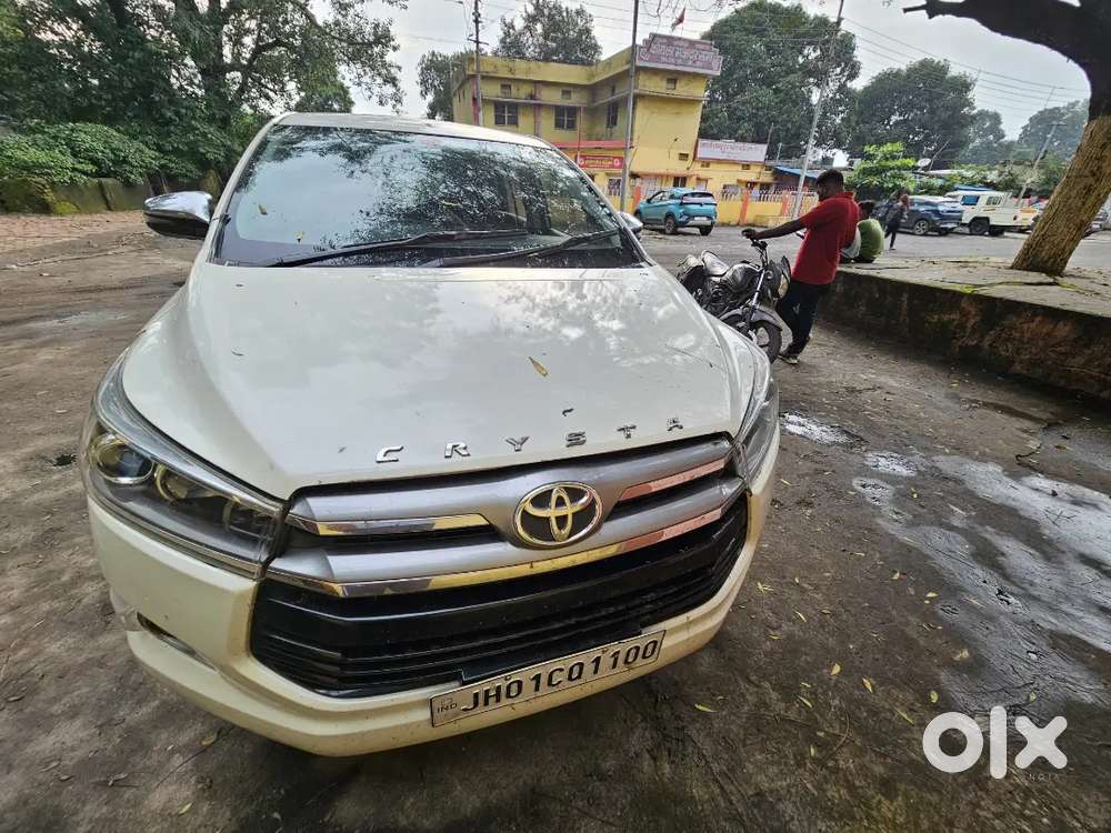 Toyota Innova Crysta 2018