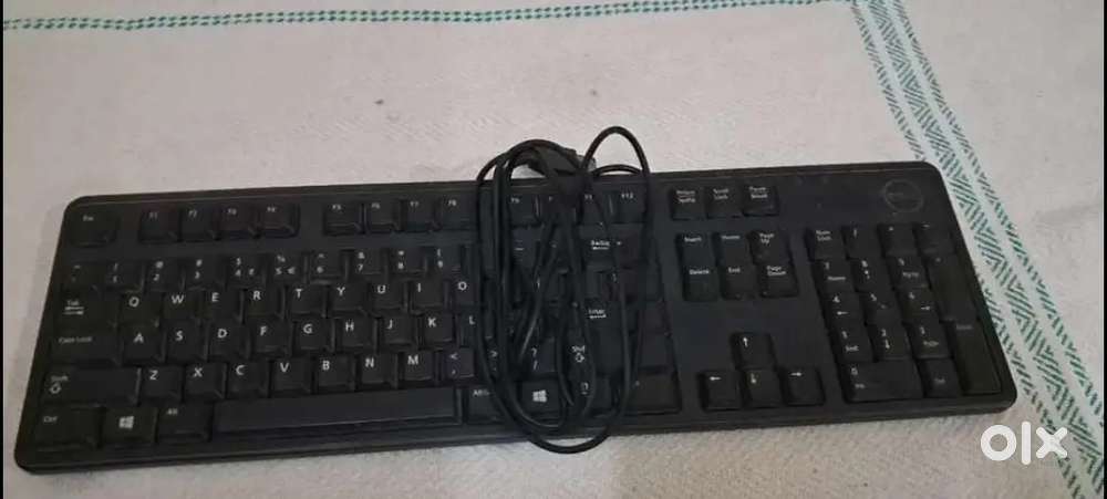 Dell KB212-B QuietKey Wired USB Keyboard.