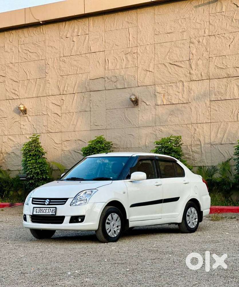 Maruti Suzuki Dzire Vxi Ags, 2010, Cng & Hybrids