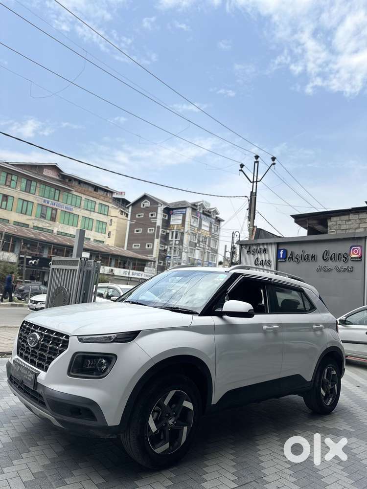 Hyundai Venue, 2020, Petrol