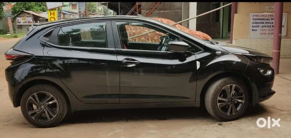 Tata Altroz 2023 Petrol Well Maintained