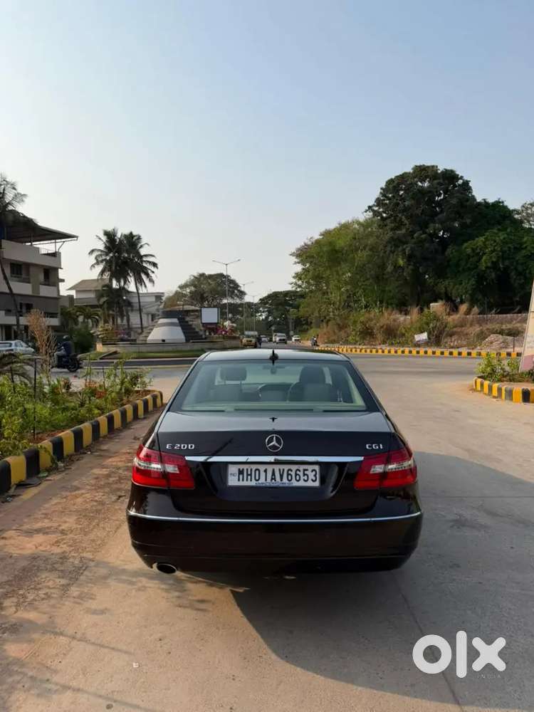 Mercedes-benz E-class 2011 Petrol Well Maintained