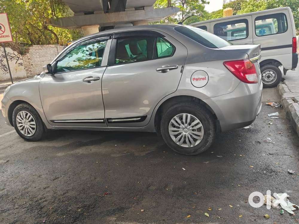 Maruti Suzuki Swift Dzire Vxi(o) Amt, 2022, Petrol