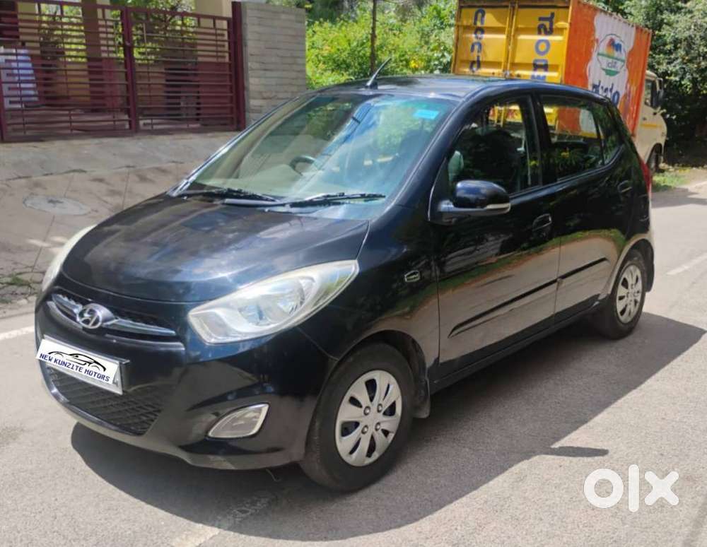 Hyundai I10 Sportz, 2013, Petrol