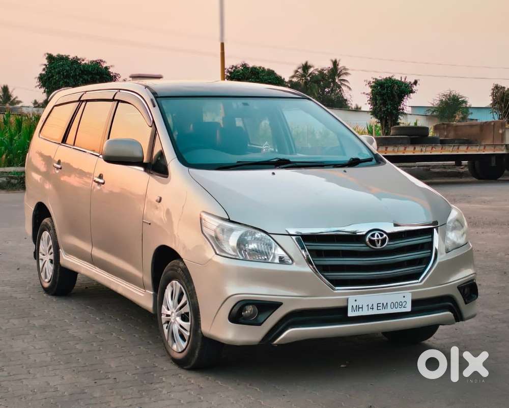 Toyota Innova 2.5 G (diesel) 8 Seater, 2015, Diesel