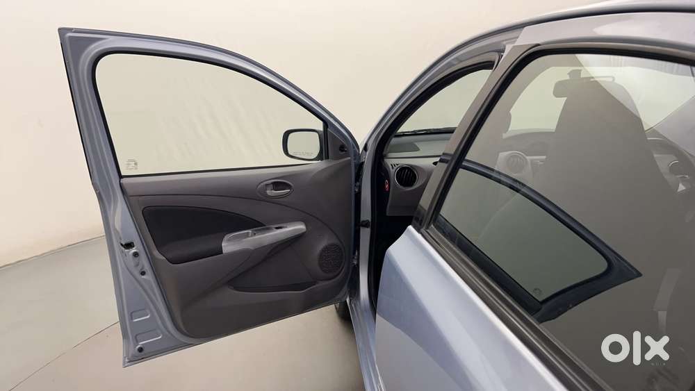 Toyota Etios 2010-2012 V, 2011, Petrol