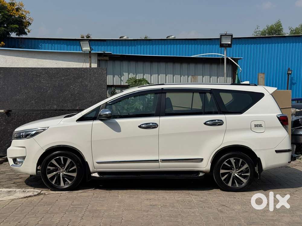 Toyota Innova Crysta 2.4 Z 7 Str, 2023, Diesel