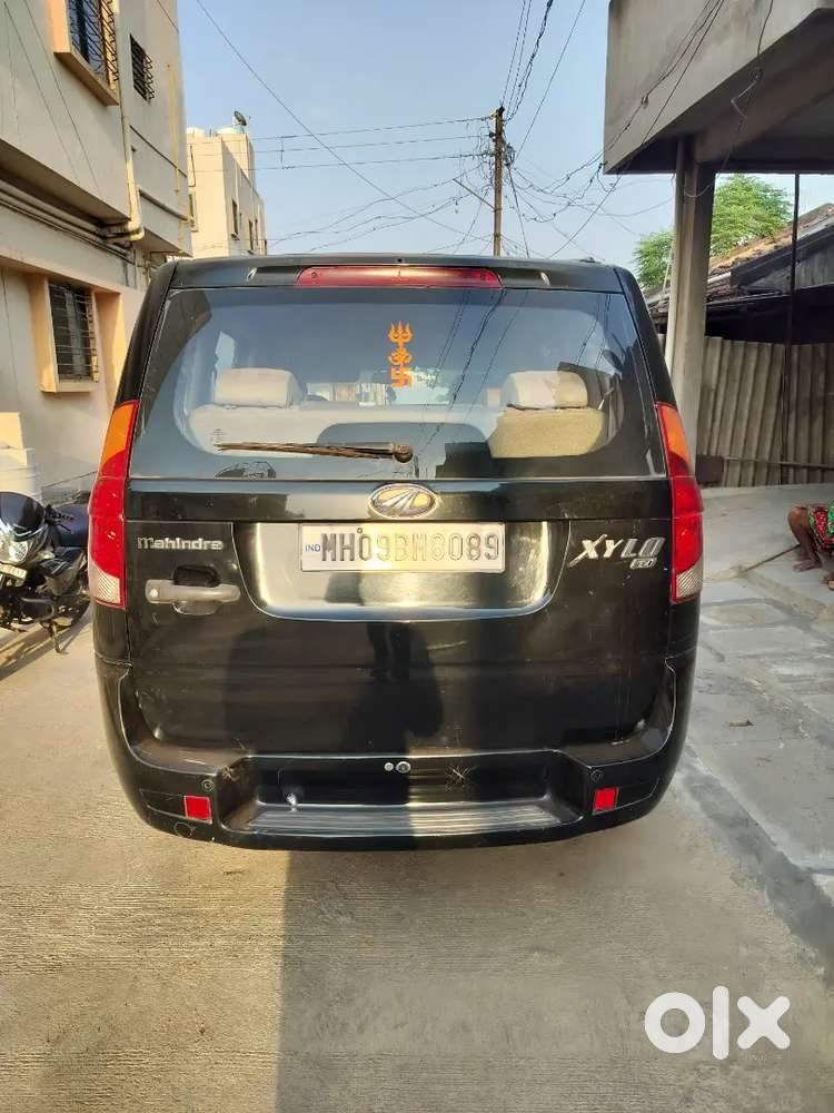 Mahindra Xylo 2011