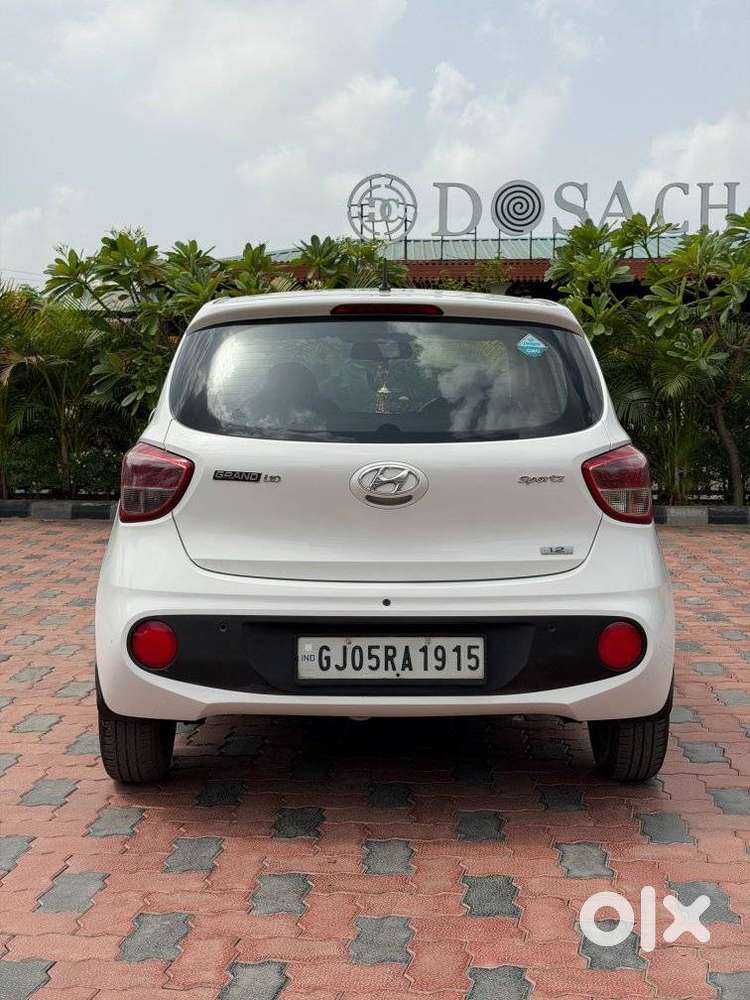 Hyundai Grand I10 Sportz 1.2 Kappa Vtvt, 2017, Cng & Hybrids