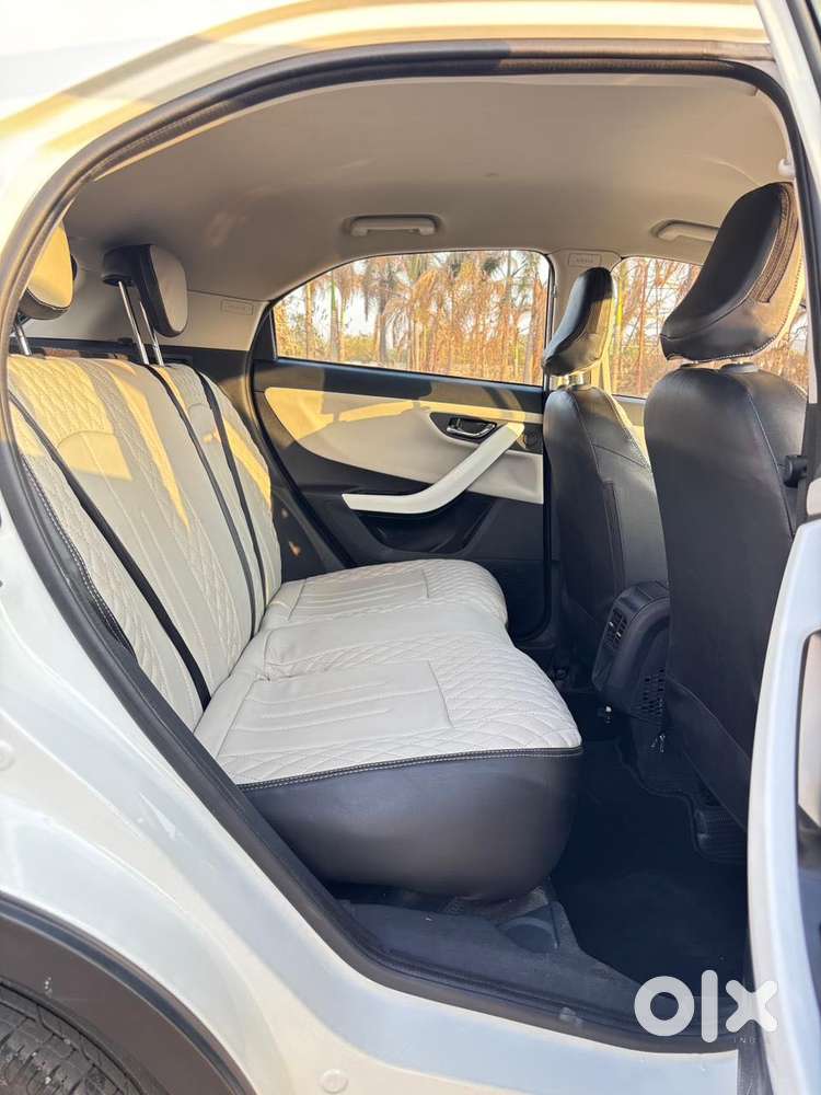 Tata Nexon Creative Plus 1.5 Revotorq Diesel 6 Amt Dt, 2025, Diesel