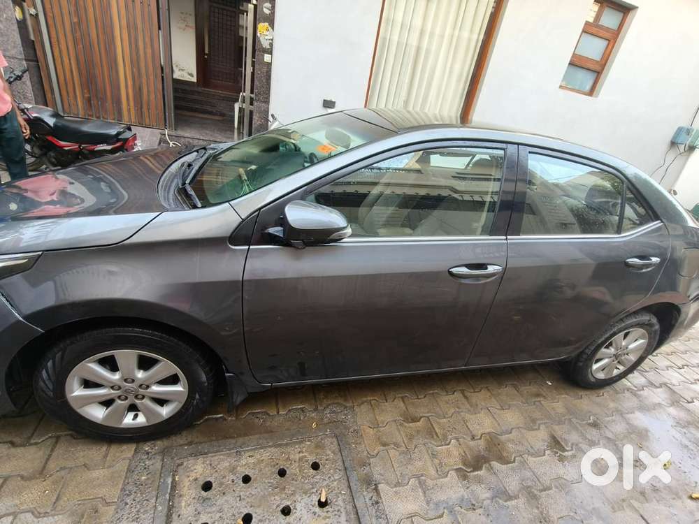 Toyota Corolla Altis 2015