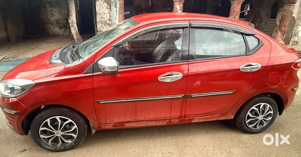 Tata Tigor Petrol 2017