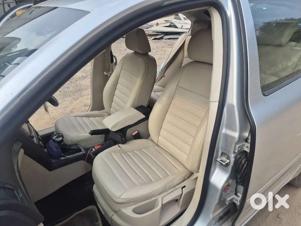 Skoda Laura Ambition 2013