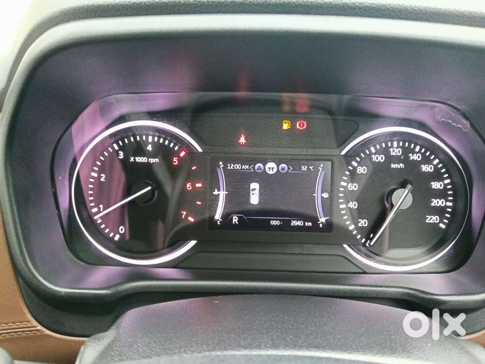 Mahindra Scorpio-n 2.2 Z2 Diesel Mt 7 Str, 2025, Diesel