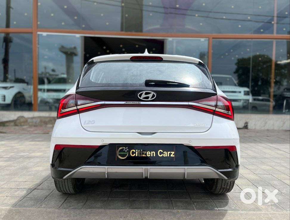 Hyundai I20 Asta (o) 1.2 Mt, 2024, Petrol