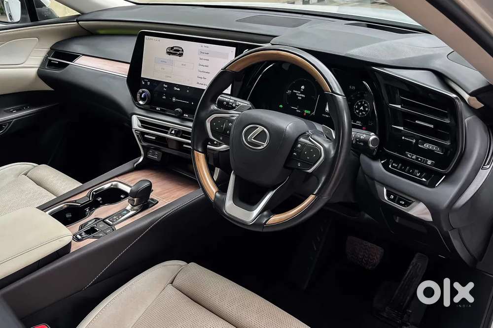 Lexus Rx, 2025, Petrol