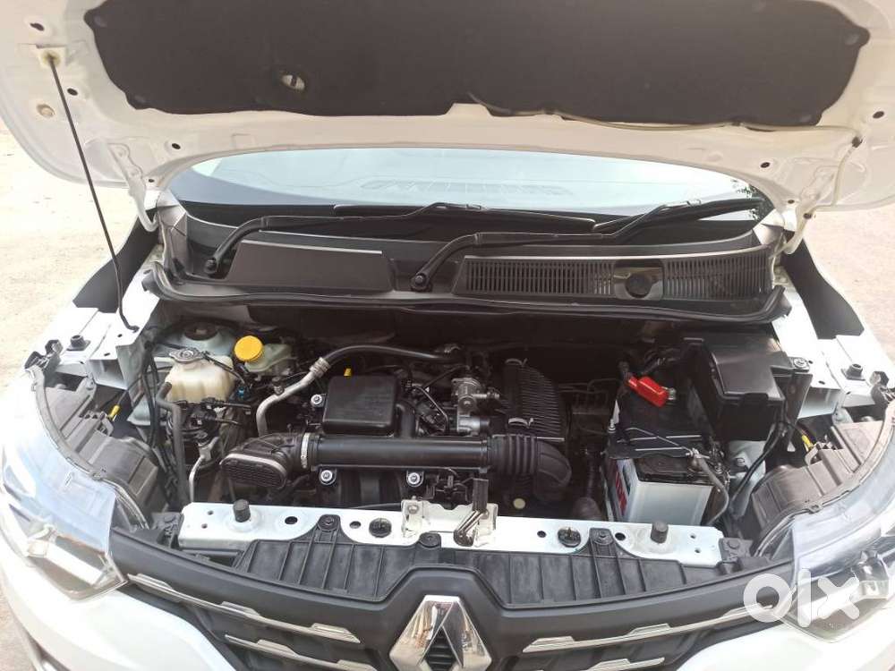 Renault Triber Rxz, 2021, Petrol