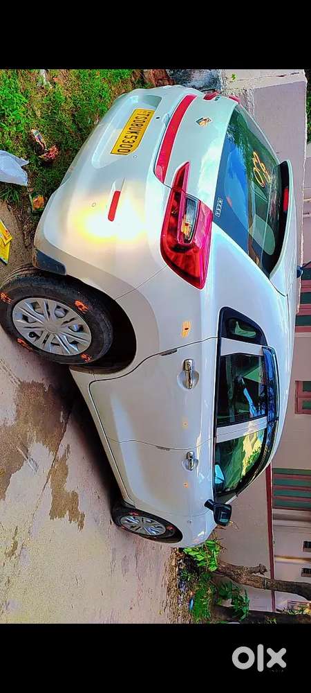 Maruti Suzuki Baleno Sigma Petrol Manual 2024