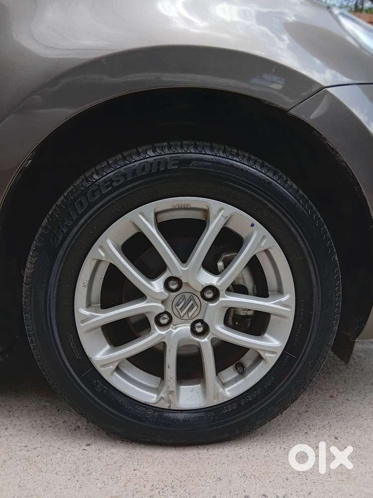 Maruti Suzuki Swift Amt Vvt Zxi, 2022, Petrol