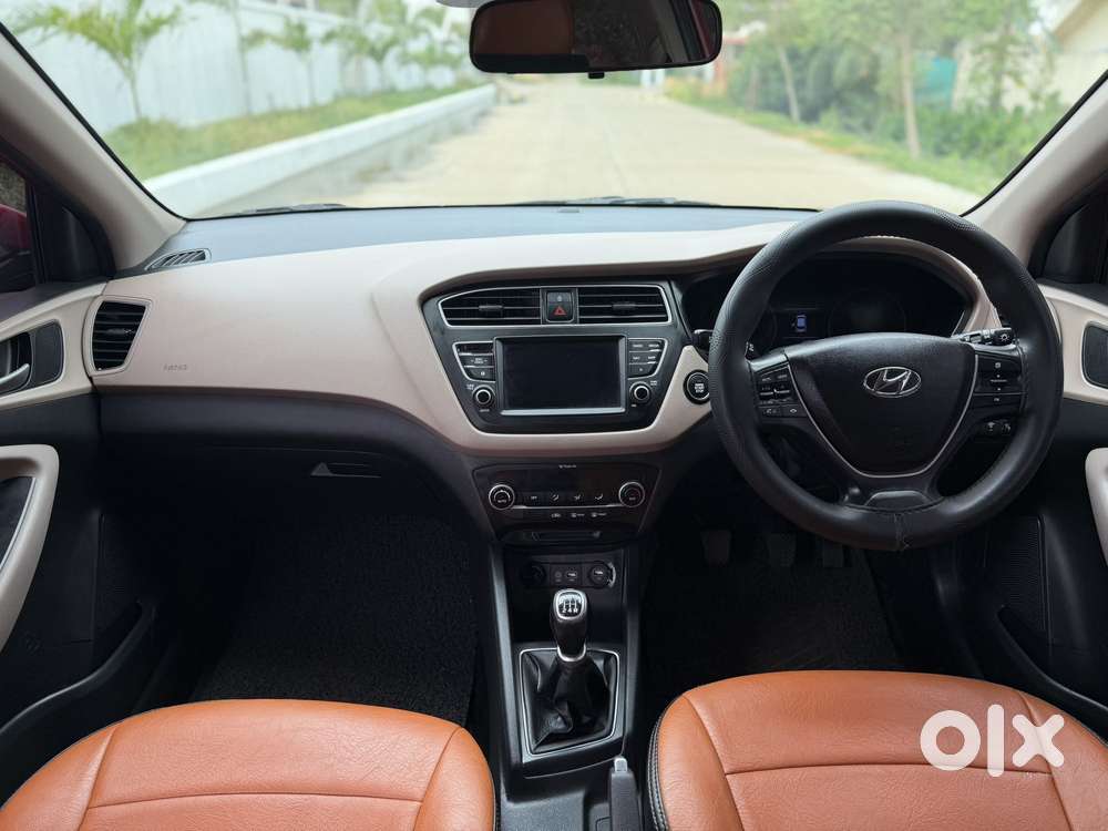 Hyundai I20 Asta (o) 1.2 Mt, 2018, Petrol