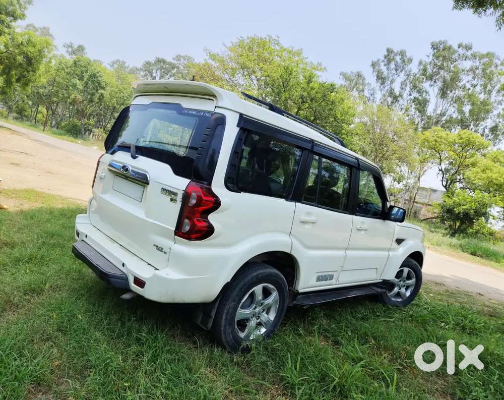 Mahindra Scorpio 2019/20 Diesel 93000 Km Driven