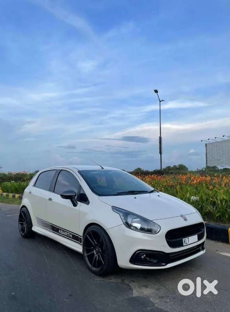 Abarth Punto 1.4 T-jet | 29,000 Kms.