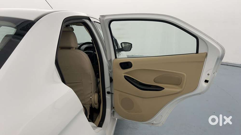 Ford Figo Aspire Titanium, 2017, Petrol
