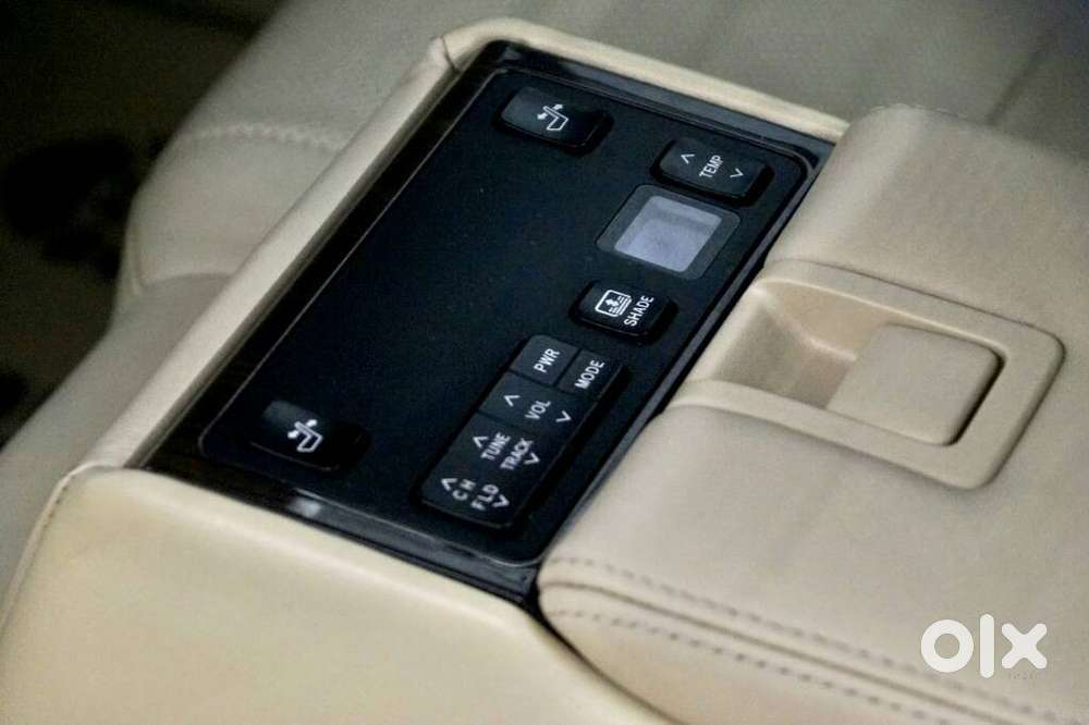 Toyota Camry Hybrid 2.5, 2017, Petrol