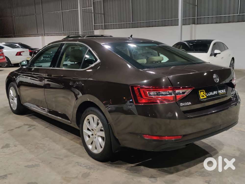 Skoda Superb 2.0 L&k Tsi At, 2018, Petrol