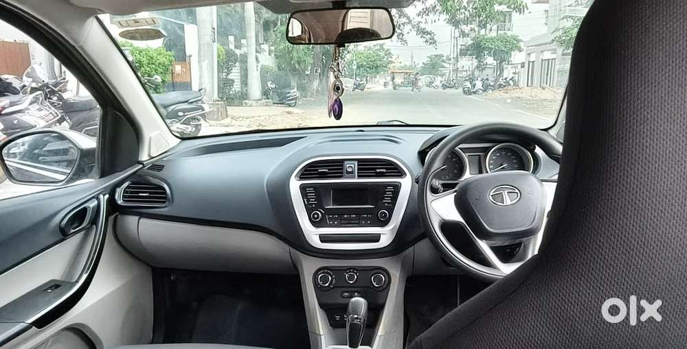 Tata Tiago 1.2 Revotron Xta, 2017, Petrol