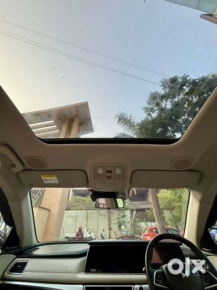 Mahindra Xuv700 2.2 Ax 7 Diesel At Luxury Pack Str, 2023, Diesel
