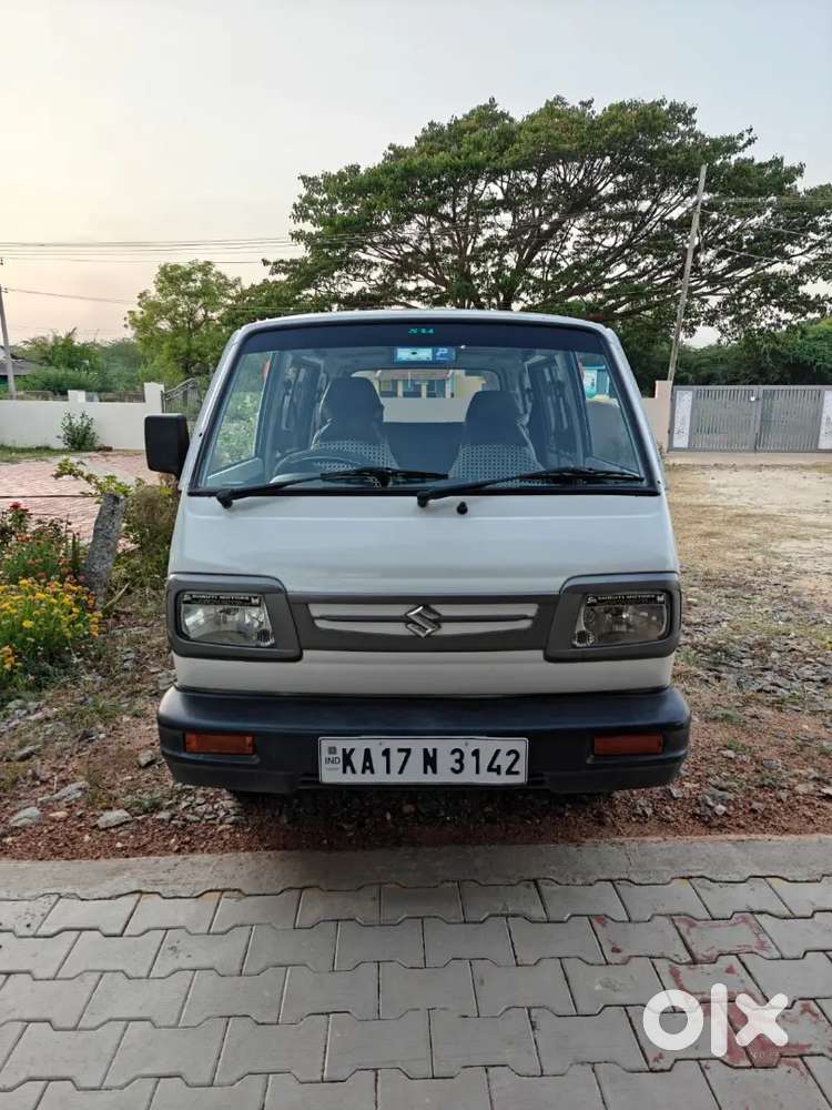 Maruti Suzuki Omni 2010 Petrol