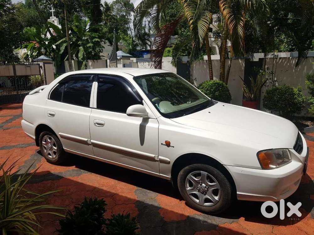 Hyundai Accent Hatchback 2010 Petrol 57000 Km Driven