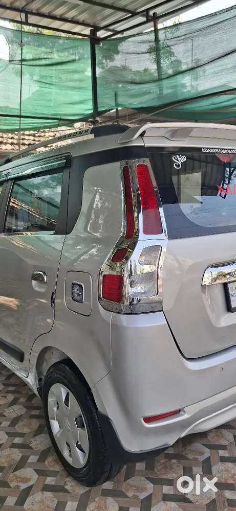 Urjent Sale Zxi Top End 2key Avleble Gd Codtion Silver Silky Metalick