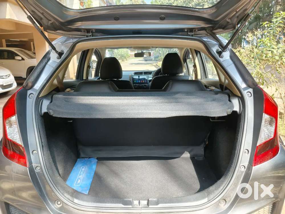 Honda Jazz 2017 Petrol 90000 Km Driven