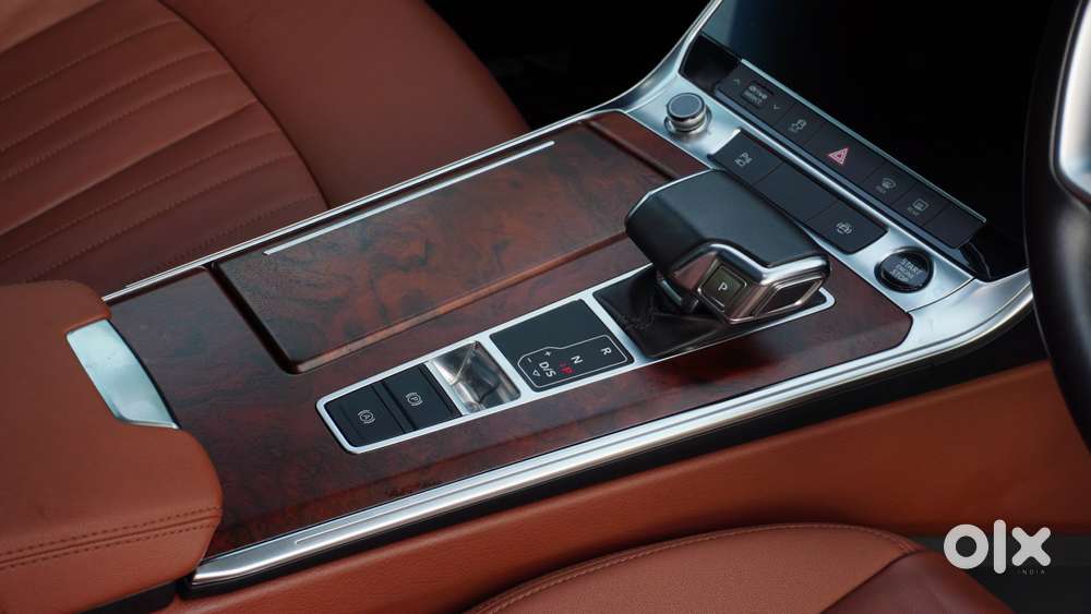 Audi A6 2.0 45 Tfsi Premium Plus, 2023, Petrol