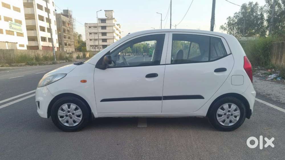 Hyundai I10 1.1l Irde Era Special Edition, 2013, Cng & Hybrids