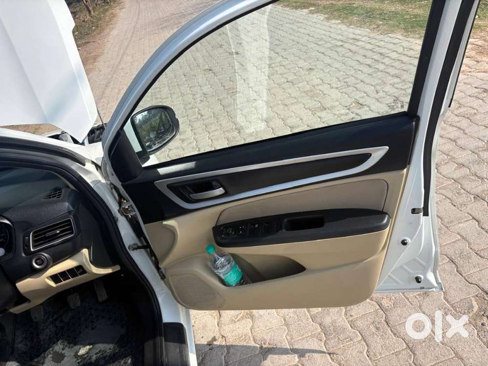 Honda Amaze 2023 Petrol 26650 Km Driven