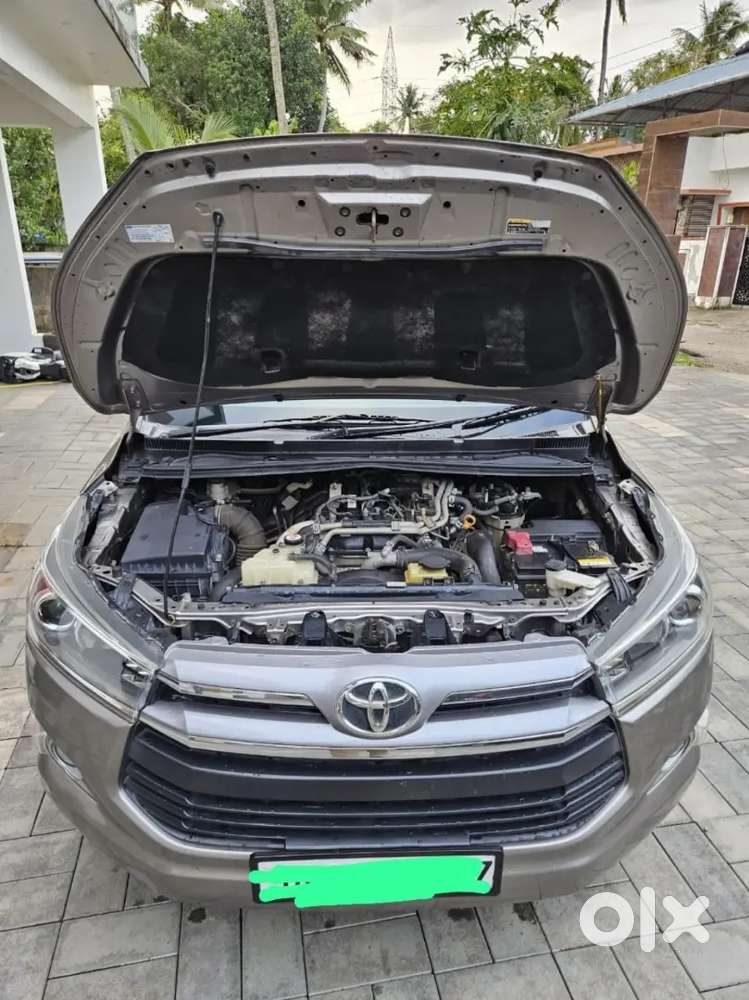 Toyota Innova Crysta Mt 2017... Single Owned.. Price Nagotioble