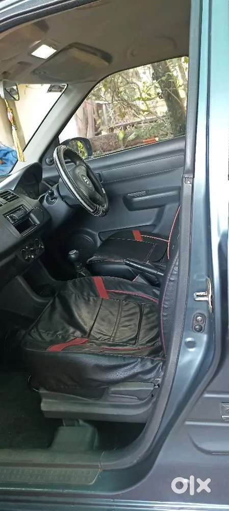 Swift Lxi Maruti 2009