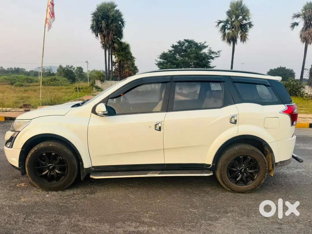 Mahindra Xuv500 2018 Diesel 170000 Km Driven