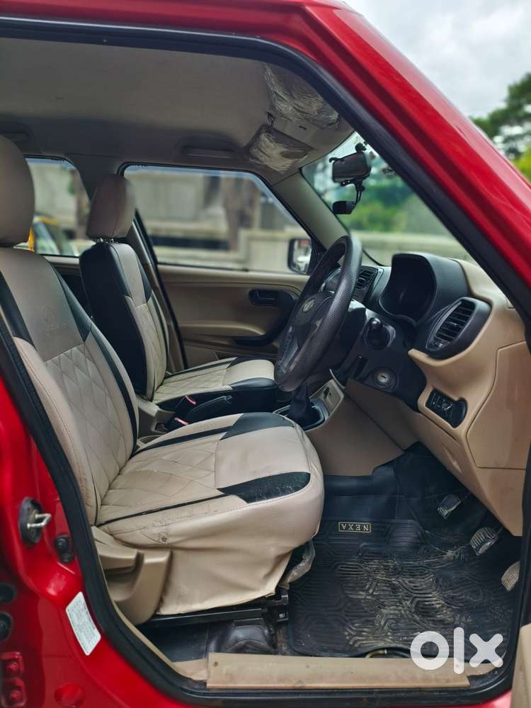 Mahindra Tuv 300 T6 Plus, 2017, Diesel
