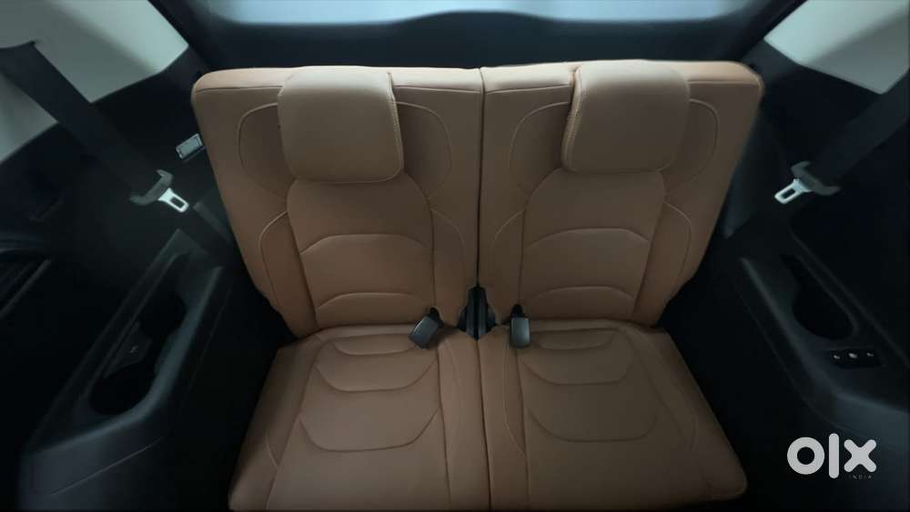 Mg Hector Plus 1.5 Sharp Turbo Cvt 6 Str, 2022, Petrol