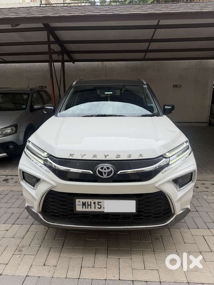 Toyota Urban Cruiser Hyryder 7 Seater V At Awd, 2023, Petrol