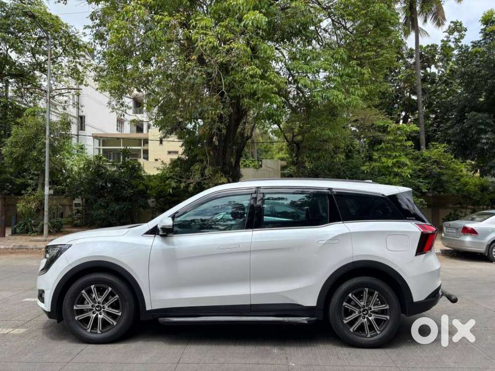 Mahindra Xuv700 2.2 Ax 7 Diesel At Str, 2025, Diesel